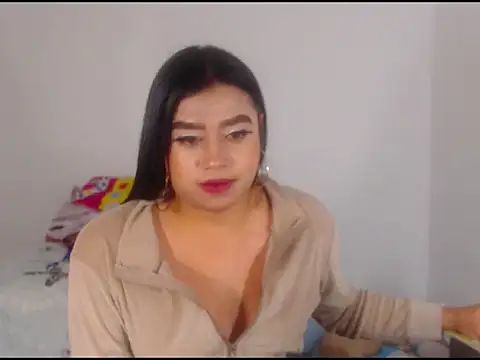 katrinawillff online show from March 10, 5:44 am