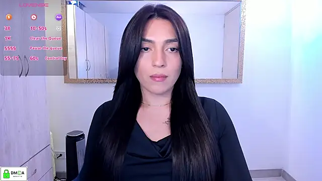 EricaVanderhill online show from March 25, 11:41 pm