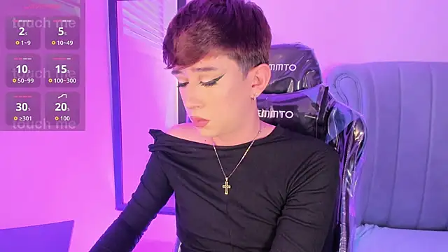 Chris boy  online show from March 7, 2:01 pm