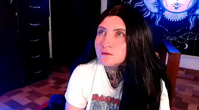 Marieblueeyes online show from February 2, 1:34 am