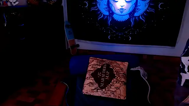 Marieblueeyes online show from February 2, 7:46 pm