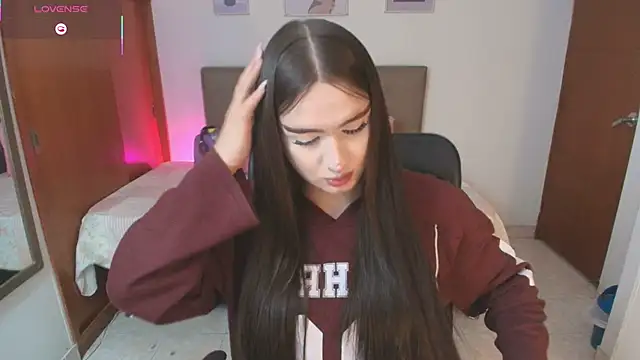 Miley Baker online show from March 28, 2:30 pm