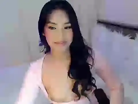 arilovesyou143 online show from June 21, 3:53 am