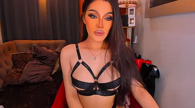 ChalanieFox online show from January 10, 2:35 am