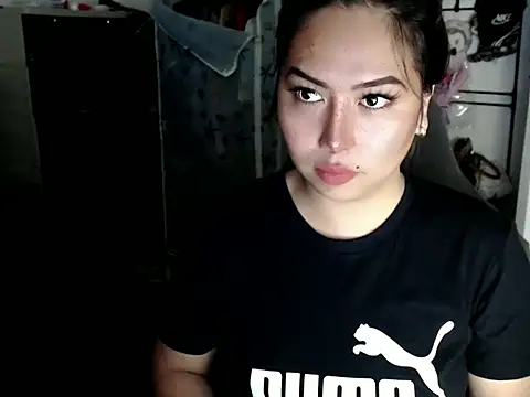 urqueendominant online show from February 7, 2:17 am