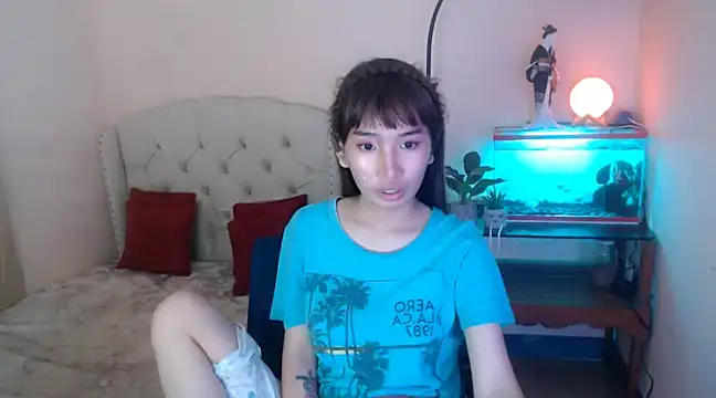 shantalfoxxy online show from December 10, 4:09 am