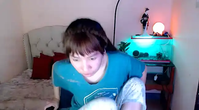 shantalfoxxy online show from February 25, 11:30 am