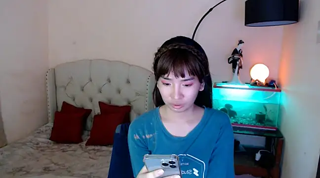 shantalfoxxy online show from March 16, 1:13 am