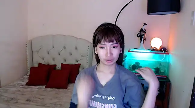 shantalfoxxy online show from March 18, 1:08 am