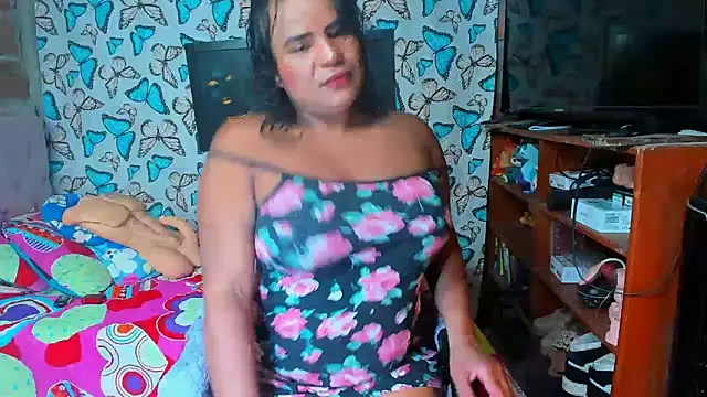 luciana osorno online show from February 22, 12:14 am