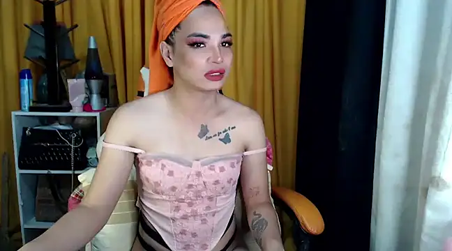 Snapshot of Deliciouscumsxz chatting on March 9, 7:26 pm Deliciouscumsxz online show from March 9, 7:26 pm