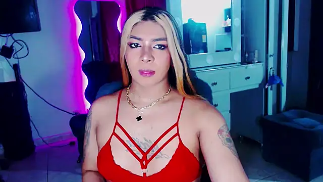 violet bigcock774 online show from November 18, 8:47 am