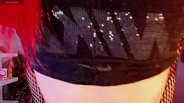 LeyXandrabraz online show from December 5, 8:15 pm