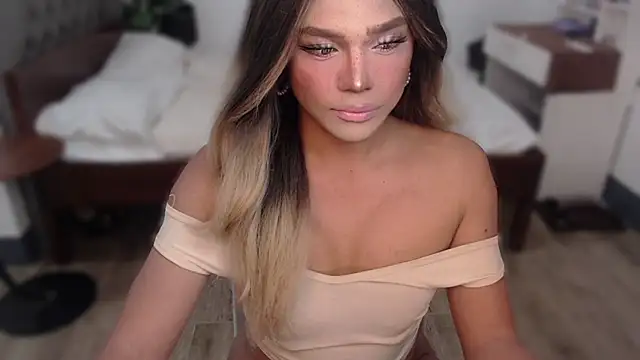 liaa lurrecams online show from July 27, 7:37 am