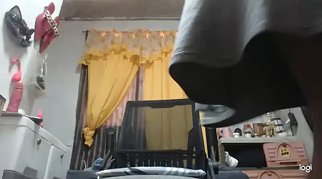 30cmUncutSelfsucker online show from March 1, 4:04 am