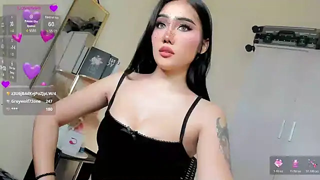 Icon1c LiLy online show from November 1, 9:01 pm