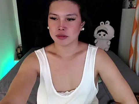 Snapshot of Angelic_Fuckerxxx chatting on October 23, 8:35 pm Angelic Fuckerxxx online show from October 23, 8:35 pm