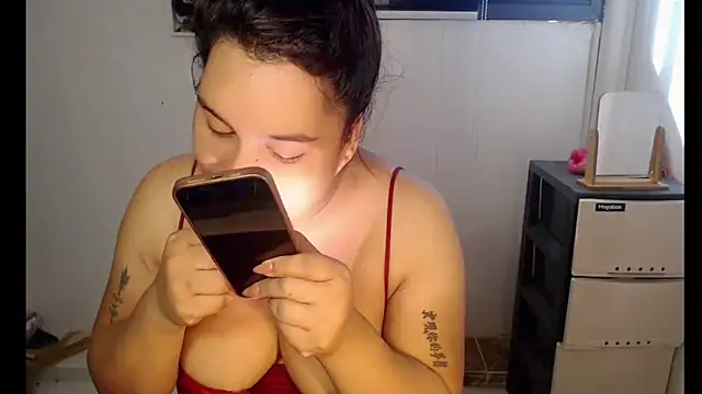 Hardcore Tgirl online show from April 8, 12:01 am