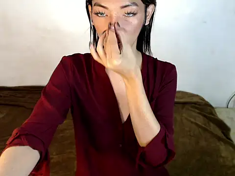 Snapshot of perly_169 chatting on January 5, 1:42 am perly 169 online show from January 5, 1:42 am