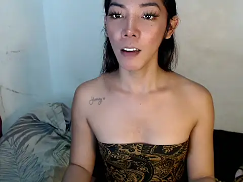 Snapshot of perly_169 chatting on September 27, 10:46 am perly 169 online show from September 27, 10:46 am