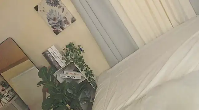 Classic Charm online show from December 21, 2:26 pm