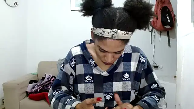 angelamarie1 online show from March 5, 4:50 am