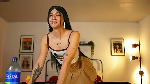 julesbennet online show from February 21, 1:22 pm