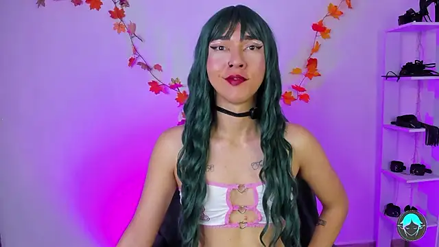 sofi elfqueen online show from March 7, 11:44 pm