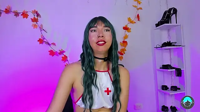 sofi elfqueen online show from March 18, 12:34 am