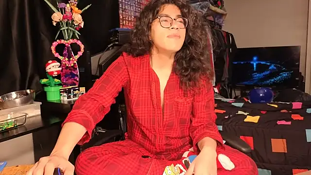 ShinyCherub online show from February 3, 7:29 am