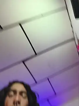 mal x online show from February 18, 6:21 am