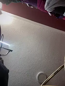 Snapshot of JenniDoucet chatting on January 19, 11:34 am JenniDoucet online show from January 19, 11:34 am